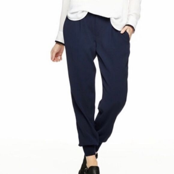 Vince Navy Crepe Jogger Pant Size 0 - Picture 1 of 6